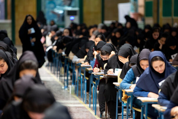 نقش تحصیلات در تنهایی و تاخیر ازدواج