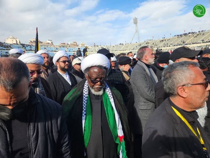 Sheikh Zakzaki at the funeral