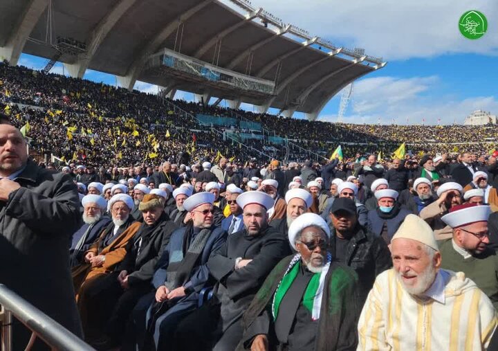 Sheikh Zakzaki at the funeral