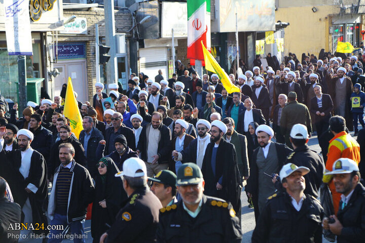تقرير مصور/ مسيرات واسعة في مدينة قم تأبينًا بالشهيدين السيد "حسن نصرالله" والسيد"هاشم صفي الدين