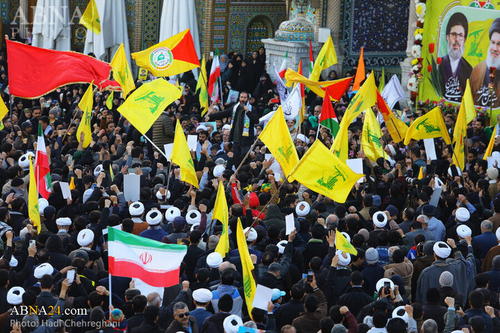 تقرير مصور/ مسيرات واسعة في مدينة قم تأبينًا بالشهيدين السيد "حسن نصرالله" والسيد"هاشم صفي الدين
