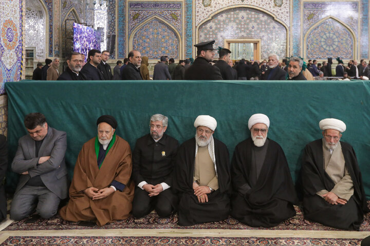 Photos: Memorial ceremony for resistance martyrs held in Imam Reza holy shrine