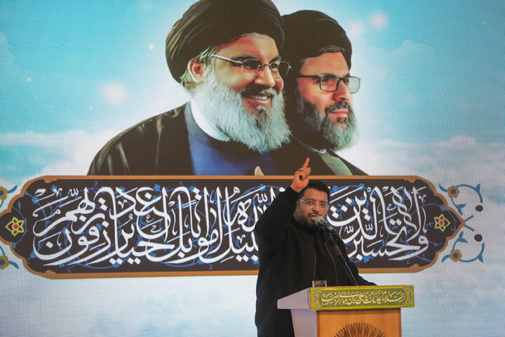 Photos: Memorial ceremony for resistance martyrs held in Imam Reza holy shrine