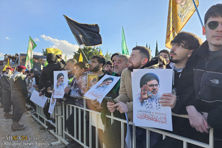 Photos (1): Funeral ceremony of martyr Safieddine held in Deir Qanoun