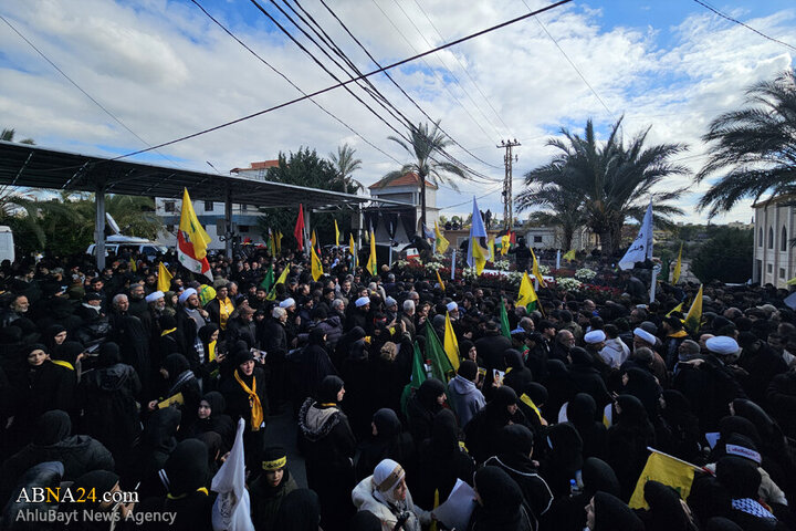 Photos (1): Funeral ceremony of martyr Safieddine held in Deir Qanoun