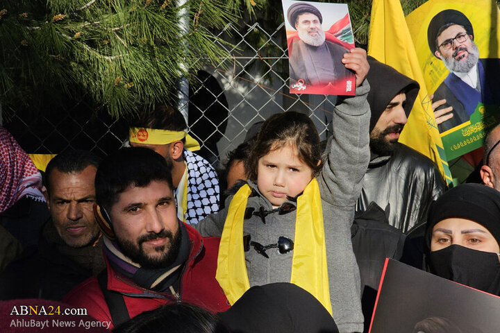 Photos (1): Funeral ceremony of martyr Safieddine held in Deir Qanoun