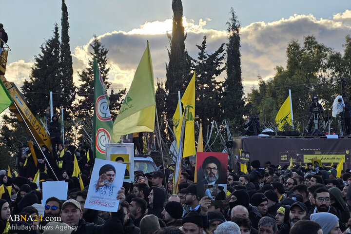 Photos (1): Funeral ceremony of martyr Safieddine held in Deir Qanoun