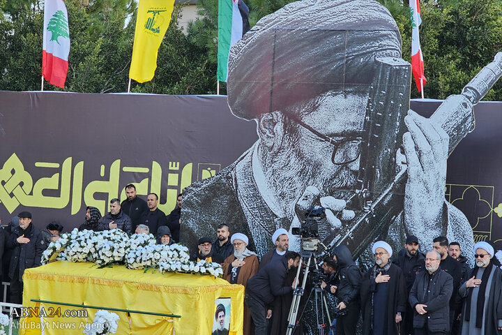 Photos (1): Funeral ceremony of martyr Safieddine held in Deir Qanoun