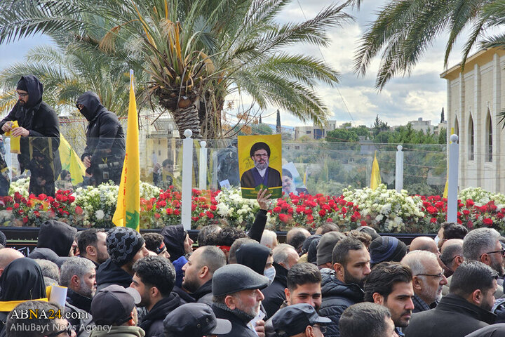 Photos (1): Funeral ceremony of martyr Safieddine held in Deir Qanoun