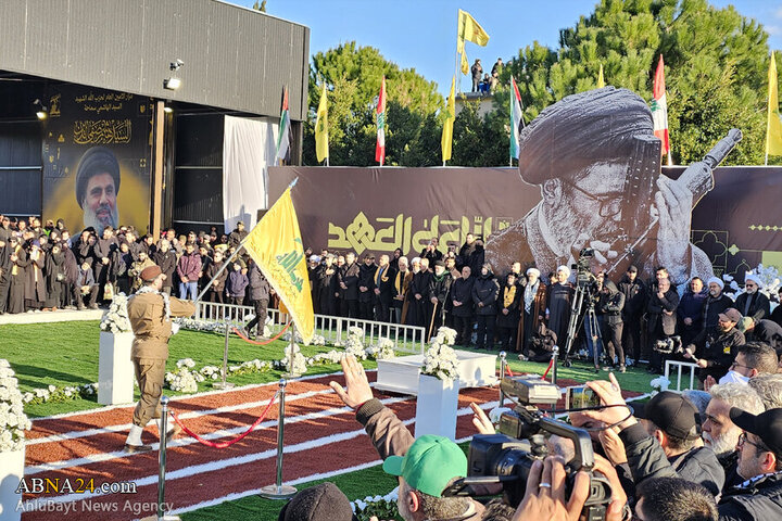 Photos (1): Funeral ceremony of martyr Safieddine held in Deir Qanoun