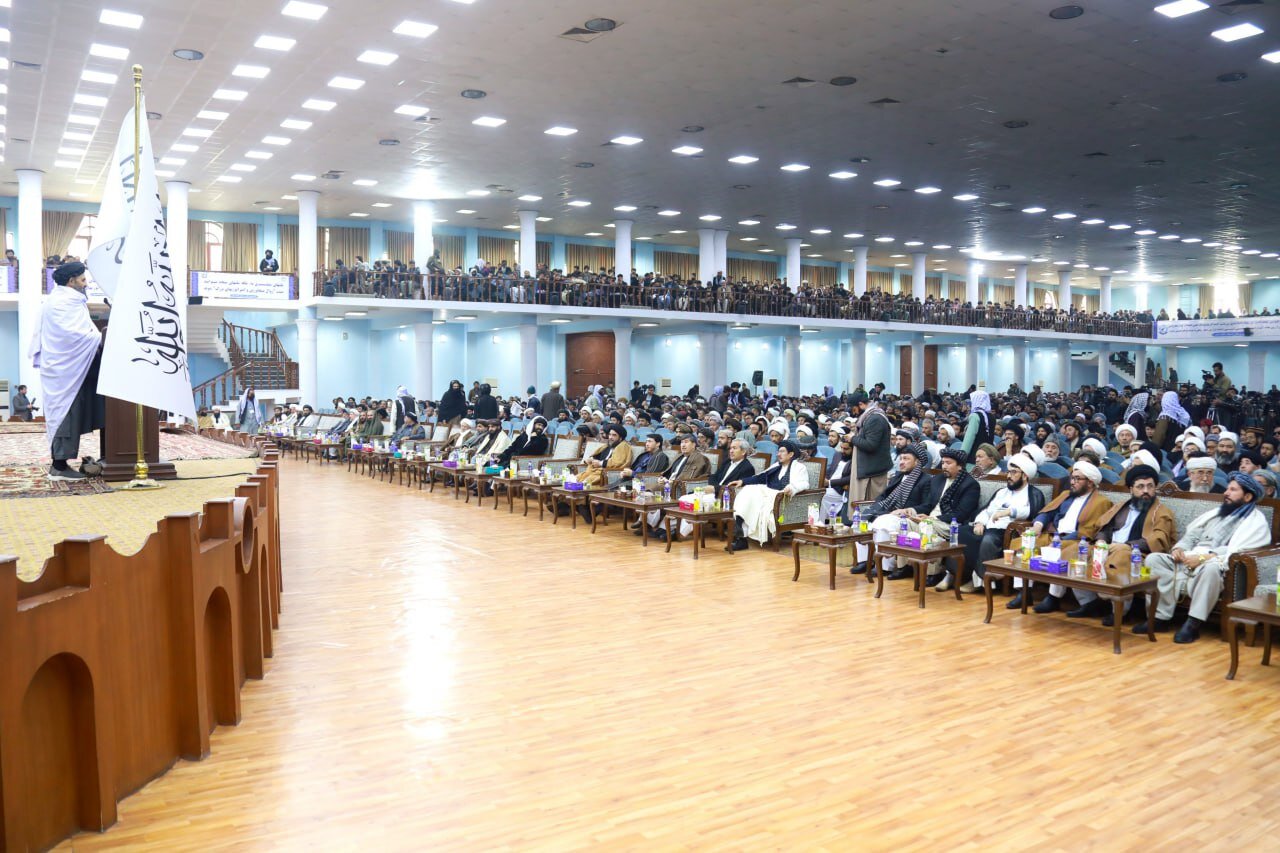 «کمیسیون عالی شیعیان افغانستان» گردهمایی در حمایت از طالبان برگزار کرد / مقام ارشد طالبان: همه در افغانستان از حقوق یکسان برخوردار هستند