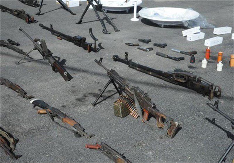 کشف ۴ انبار ‌سلاح‌های ‌گروهک تروریستی ـ تکفیری در سیستان