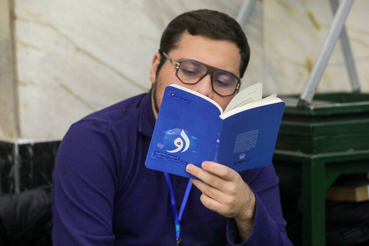 تقرير مصور/ اعتكاف شباب مؤمنين في الأيام الأخيرة من شهر رشعبان بمسجد تابع للحرم الرضوي في مشهد