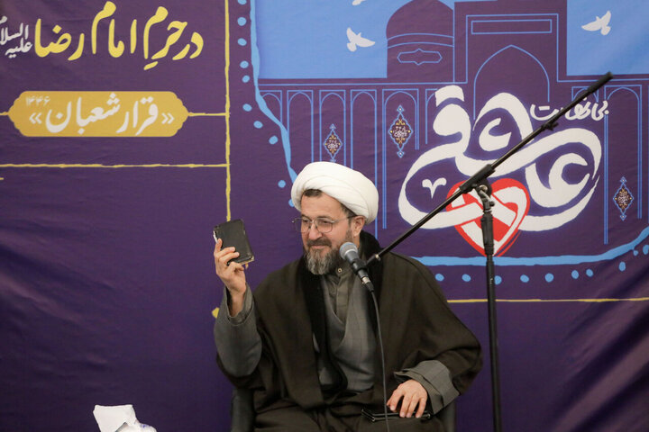 تقرير مصور/ اعتكاف شباب مؤمنين في الأيام الأخيرة من شهر رشعبان بمسجد تابع للحرم الرضوي في مشهد