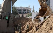 Zionist terrorist forces bulldoze houses in southern Gaza