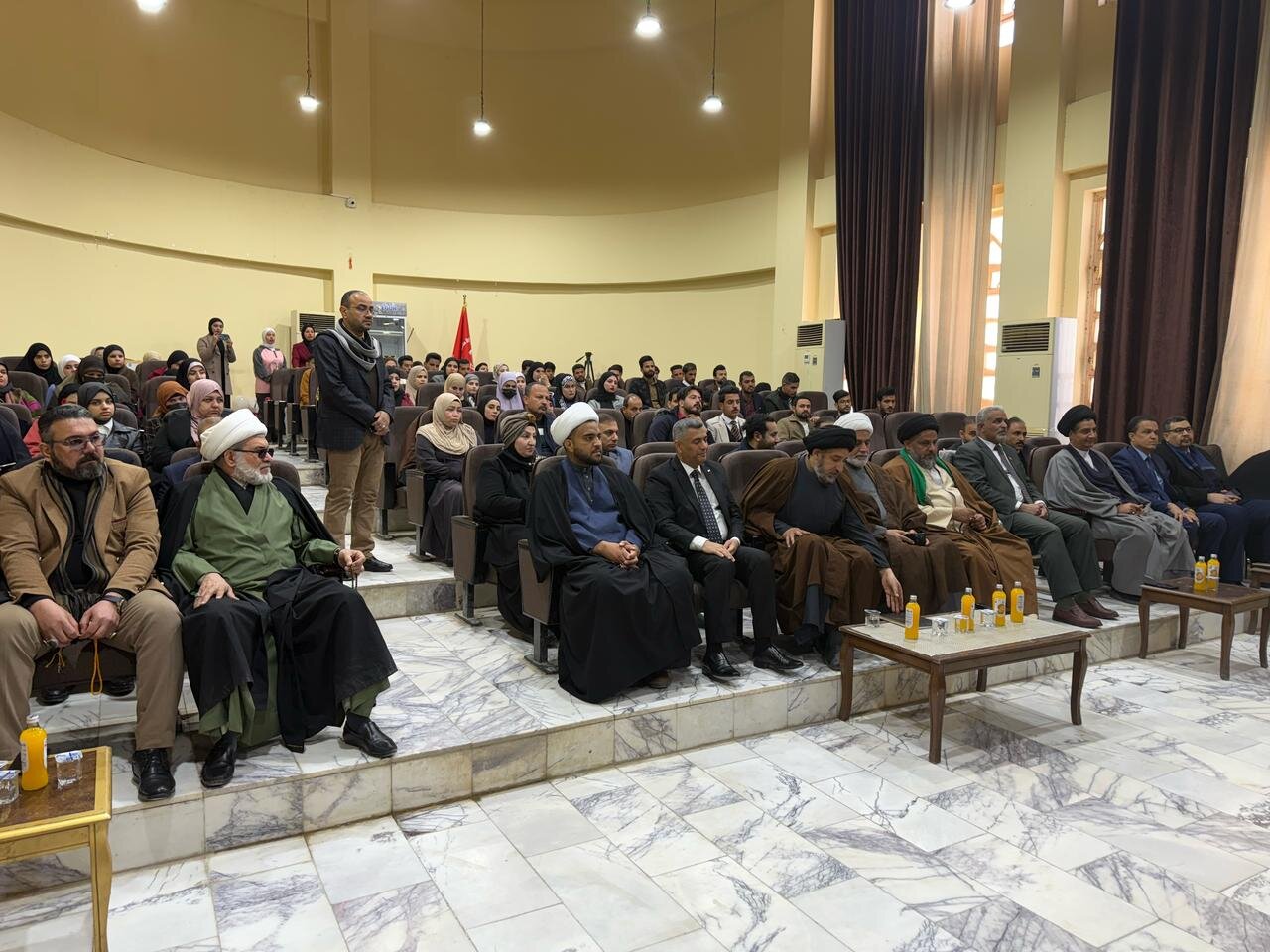 همایش «مهدویت تفکر من است» از سوی مجمع اهلبیت(ع) عراق برگزار شد + تصاویر