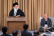 Imam Khamenei: Quran contains guidance on how to deal with world's arrogant powers