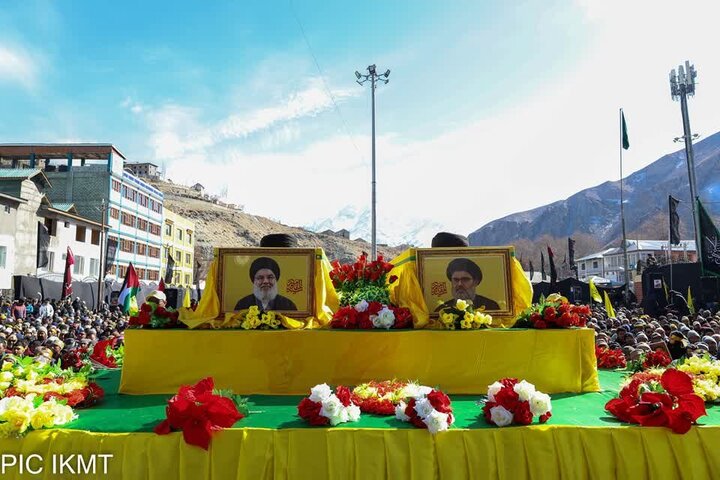 အိန္ဒိယ နိုင်ငံ ကာရ်ဂီးလ်  တွင် ရှဟီးဒ် H.I ဆယက်ဒ် ဟစန် နစရိုလ်လ္လာဟ် နှင့် ရှဟီးဒ် H.I ဆယက်ဒ် ဟာရှင်မ် ဆဖီးယွဒ်ဒီးန်တို့ ၏ ဈာပန  အထိမ်း အမှတ် ပြုလုပ် ။ ။ Photos