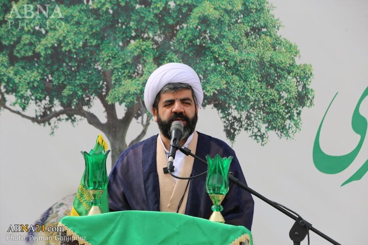 پویش کاشت نهال ایثار به یاد شهدا در اصفهان