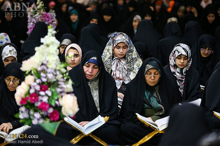 تقرير مصور/ مشاركة الصائمين والصائمات في ختمة القرآن الكريم في حرم السيدة المعصومة (ع)