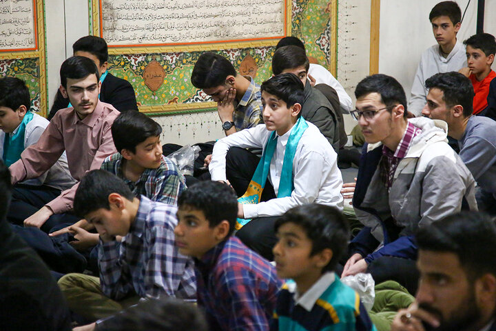 گزارش تصویری | دورهمی قرآنیان قم در ضیافت افطاری حرم حضرت معصومه(س)