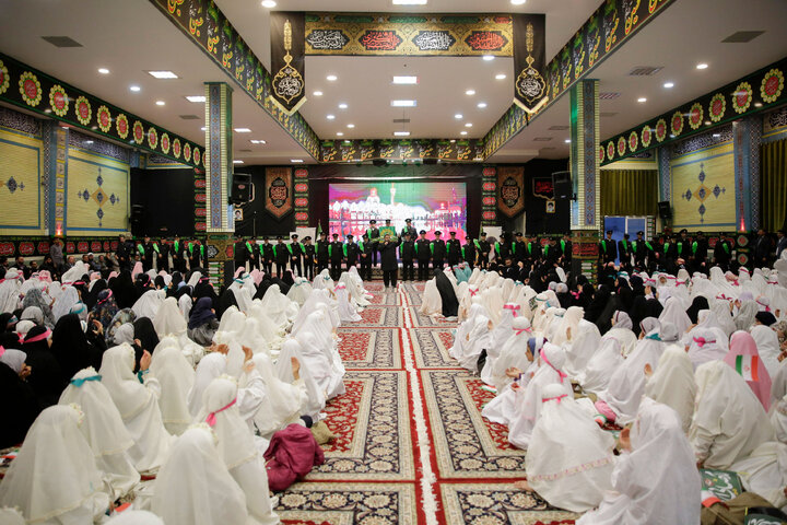 گزارش تصویری | ضیافت افطاری 2000 دانش‌آموزان دختر مشهدی