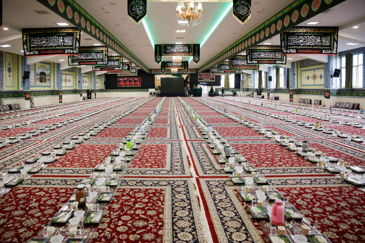 گزارش تصویری | ضیافت افطاری 2000 دانش‌آموزان دختر مشهدی