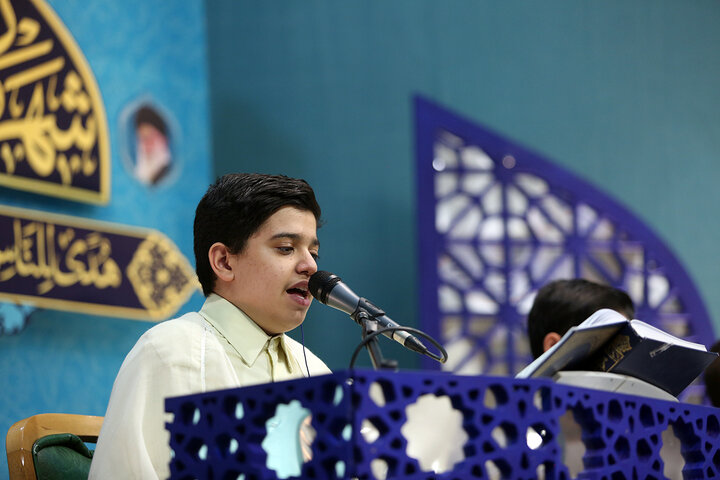 گزارش تصویری | ترتیل‌خوانی قاریان نوجوان با حضور خانواده‌ها در حرم بانوی کرامت