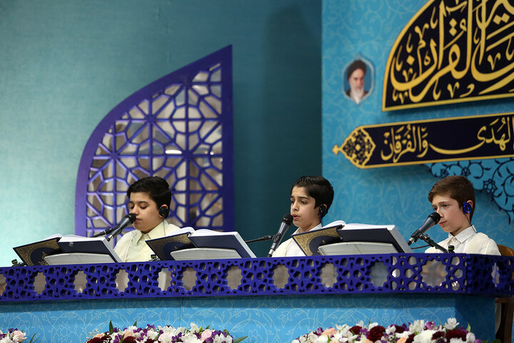 گزارش تصویری | ترتیل‌خوانی قاریان نوجوان با حضور خانواده‌ها در حرم بانوی کرامت