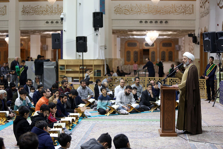 گزارش تصویری | ترتیل‌خوانی قاریان نوجوان با حضور خانواده‌ها در حرم بانوی کرامت