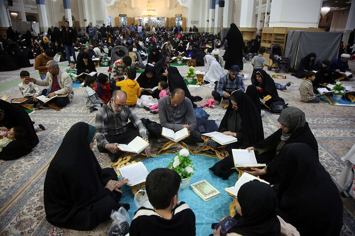 گزارش تصویری | ترتیل‌خوانی قاریان نوجوان با حضور خانواده‌ها در حرم بانوی کرامت