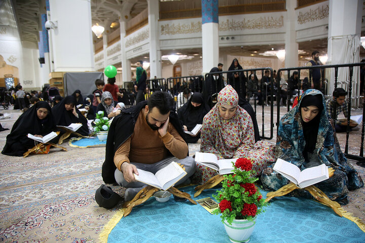 گزارش تصویری | ترتیل‌خوانی قاریان نوجوان با حضور خانواده‌ها در حرم بانوی کرامت