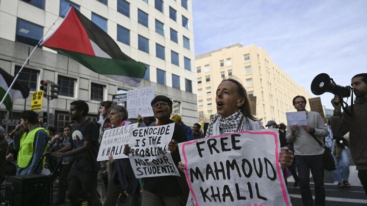 گزارش تصویری | تظاهرات در واشنگتن و نیویورک برای آزادی «محمود خلیل» فعال فلسطینی