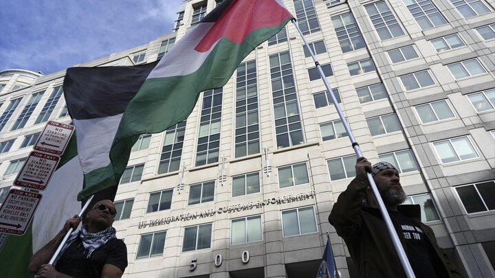 گزارش تصویری | تظاهرات در واشنگتن و نیویورک برای آزادی «محمود خلیل» فعال فلسطینی