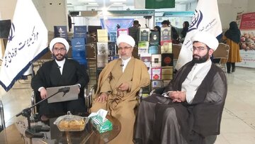 نشست گفت‌وگوی جوانان جهان اسلام در نمایشگاه قرآن برگزار شد/ نقش بی‌بدیل جوانان در حرکت‌های الهی از منظر قرآن کریم