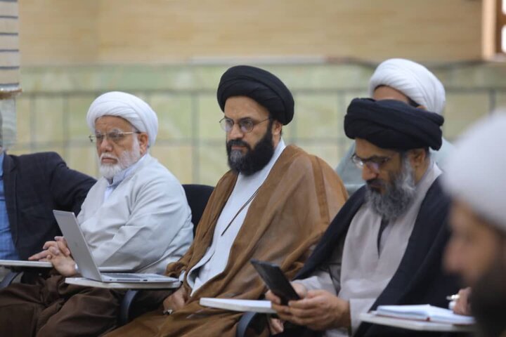 مرکز فقهی ائمه اطهار