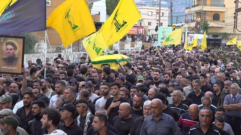 فيديو | تشييع الشهيد المجاهد علي حسين فواز في بلدة دبعال جنوب لبنان