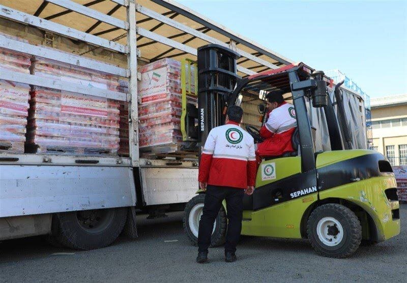 IRCS sends 500-ton humanitarian aid shipment to Lebanon