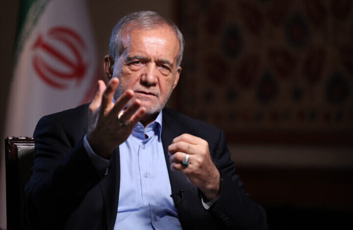 الرئيس الإيراني يرد على تصريحات ترامب بشأن التفاوض