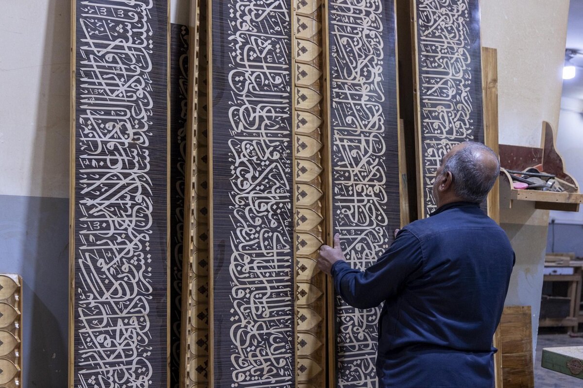 آمادهسازی ضریح دو سرداب امام حسین و امام جواد (علیهما السلام) برای نصب در صحن مطهر عباسی + عکس