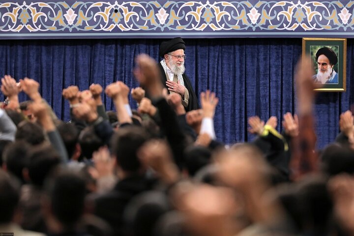 دیدار دانشجویان