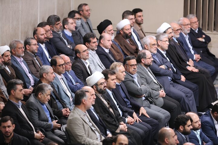 دیدار دانشجویان با رهبر انقلاب