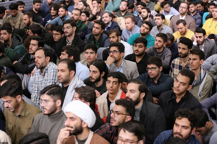 دیدار دانشجویان با رهبر انقلاب