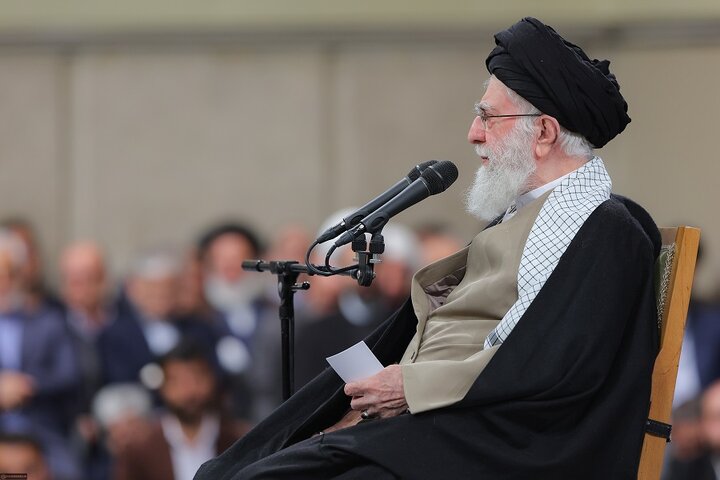 دیدار دانشجویان با رهبر انقلاب