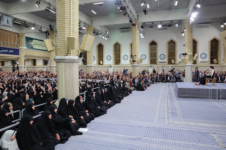 دیدار دانشجویان با رهبر انقلاب