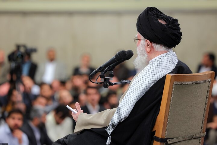 دیدار دانشجویان با رهبر انقلاب