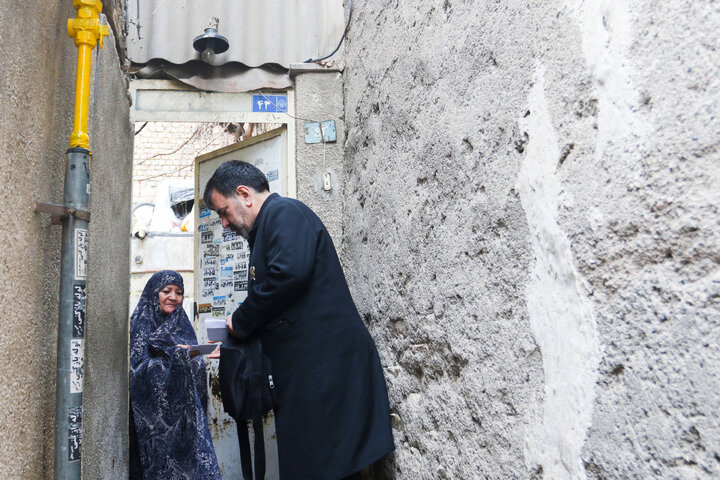 گزارش تصویری | توزیع دعوتنامه افطاری حرم مطهر رضوی در مشهد