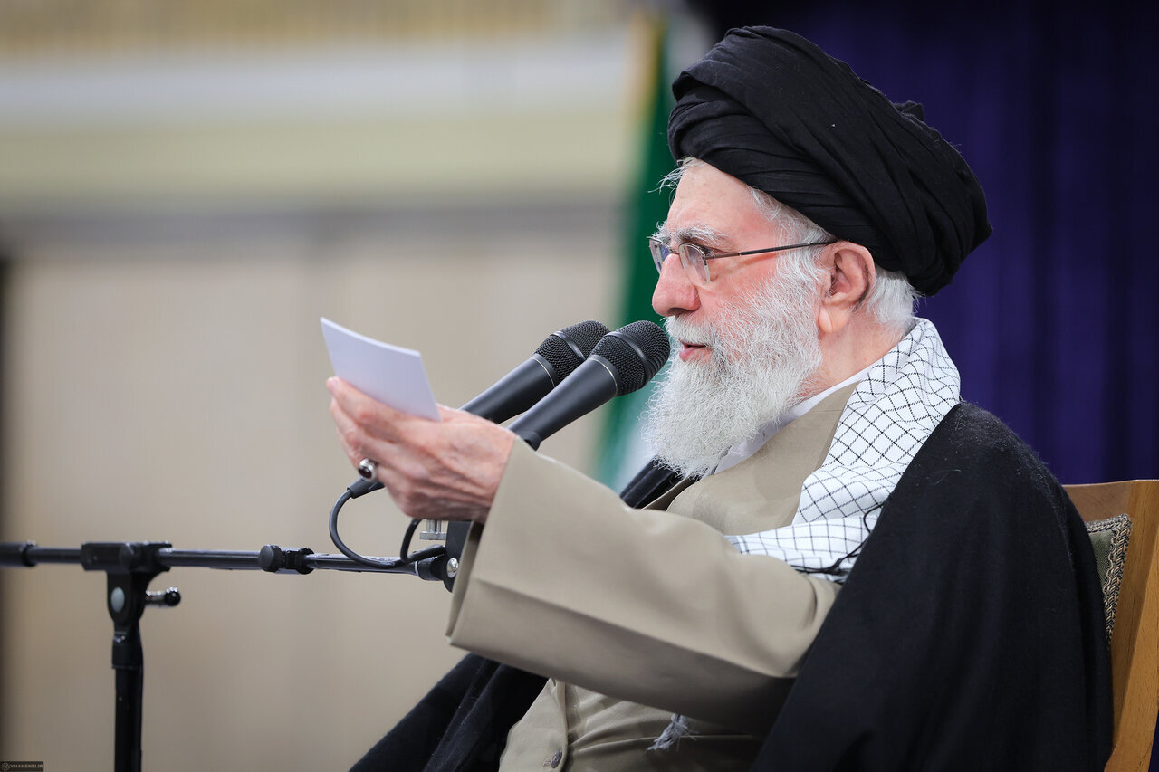 Imam Khamenei: Kitendo chochote kibaya cha kijeshi cha Marekani na Mawakala wake, kitapata jibu thabiti na la uhakika