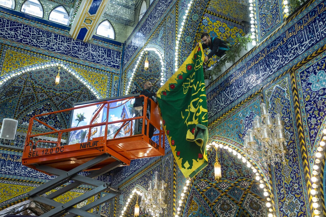 آذین بندی آستان مقدس عباسی در سالروز میلاد امام حسن(ع) + عکس