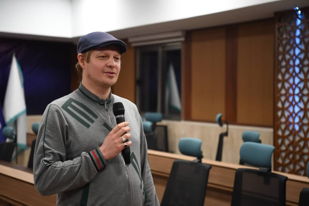 دبیر جشنواره فیلم مقاومت: شهید آوینی تکلیف هنر مقاومت را مشخص کرد/ هنر مقاومت، انتخابی آگاهانه و پرهزینه است